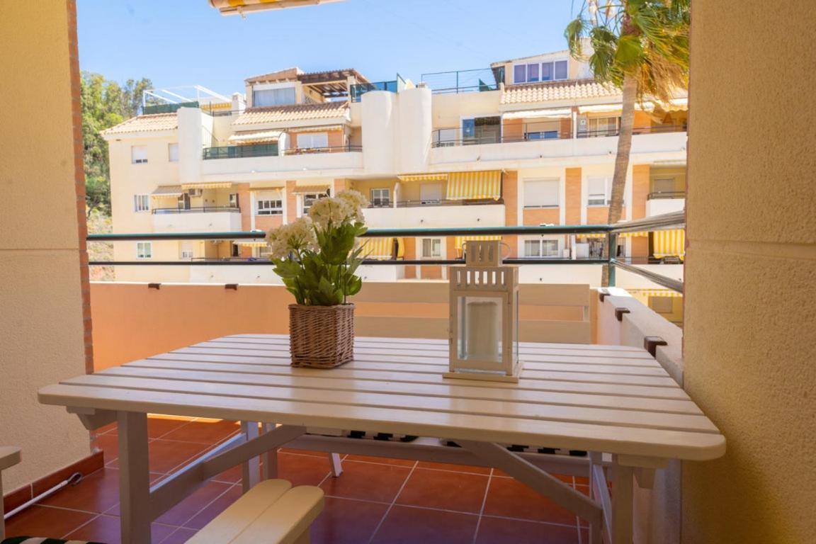 Calabahia Beach Cala Del Moral Rincon de la Victoria Ngoại thất bức ảnh